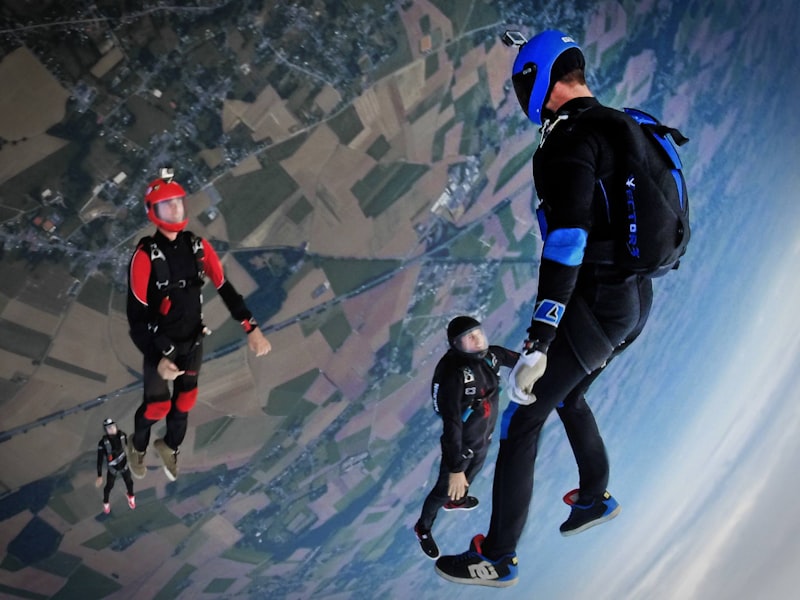 Tandem skydiving